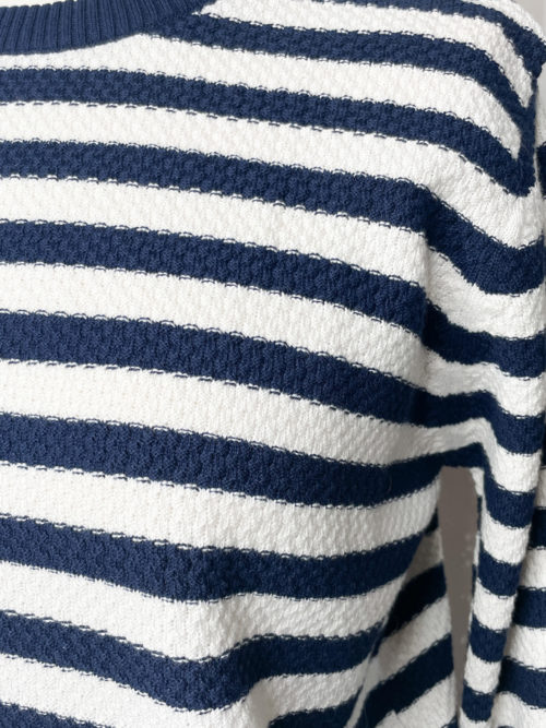 DANEFAE „Danepearly Sweater“ off-white/navy