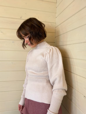 EMMY “The Edwardian Cycling Sweater” Pullover ivory