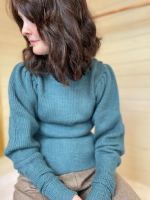 EMMY “The Edwardian Cycling Sweater”  Pullover teal
