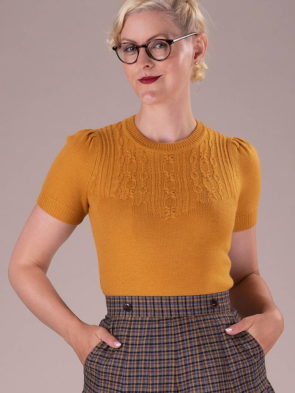 EMMY “The Sweater Girls Staple Sweater”Pulli Kurzarm Mustard